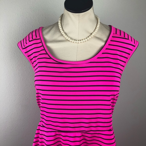 SOLD ❗️ Torrid Pink & Black Stripe Short Dress - Picture 2 of 8